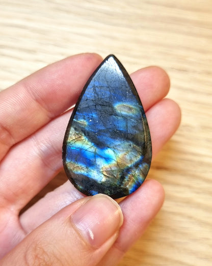 拉長石｜Labradorite｜ 彩光｜橘黃光｜藍光｜水滴｜星星｜天然水晶 0408-19